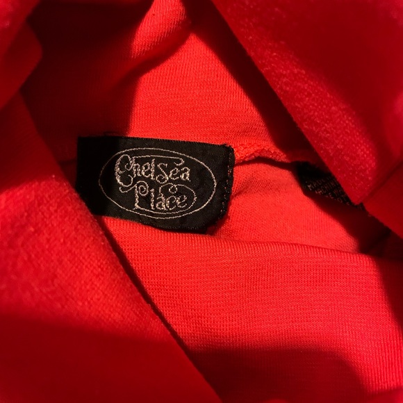 Like New, Chelsea Place, Red, Size M, Turtleneck - Picture 2 of 4